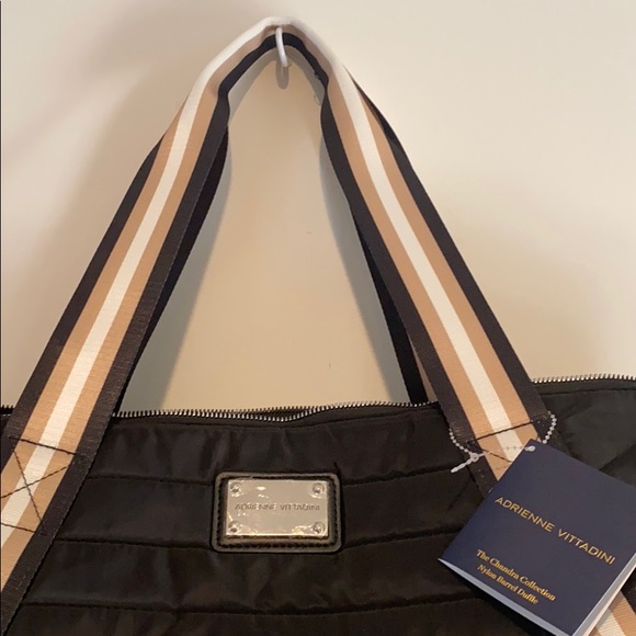 Adrienne Vittadini XLarge duffle Bag NWT - Picture 6 of 14